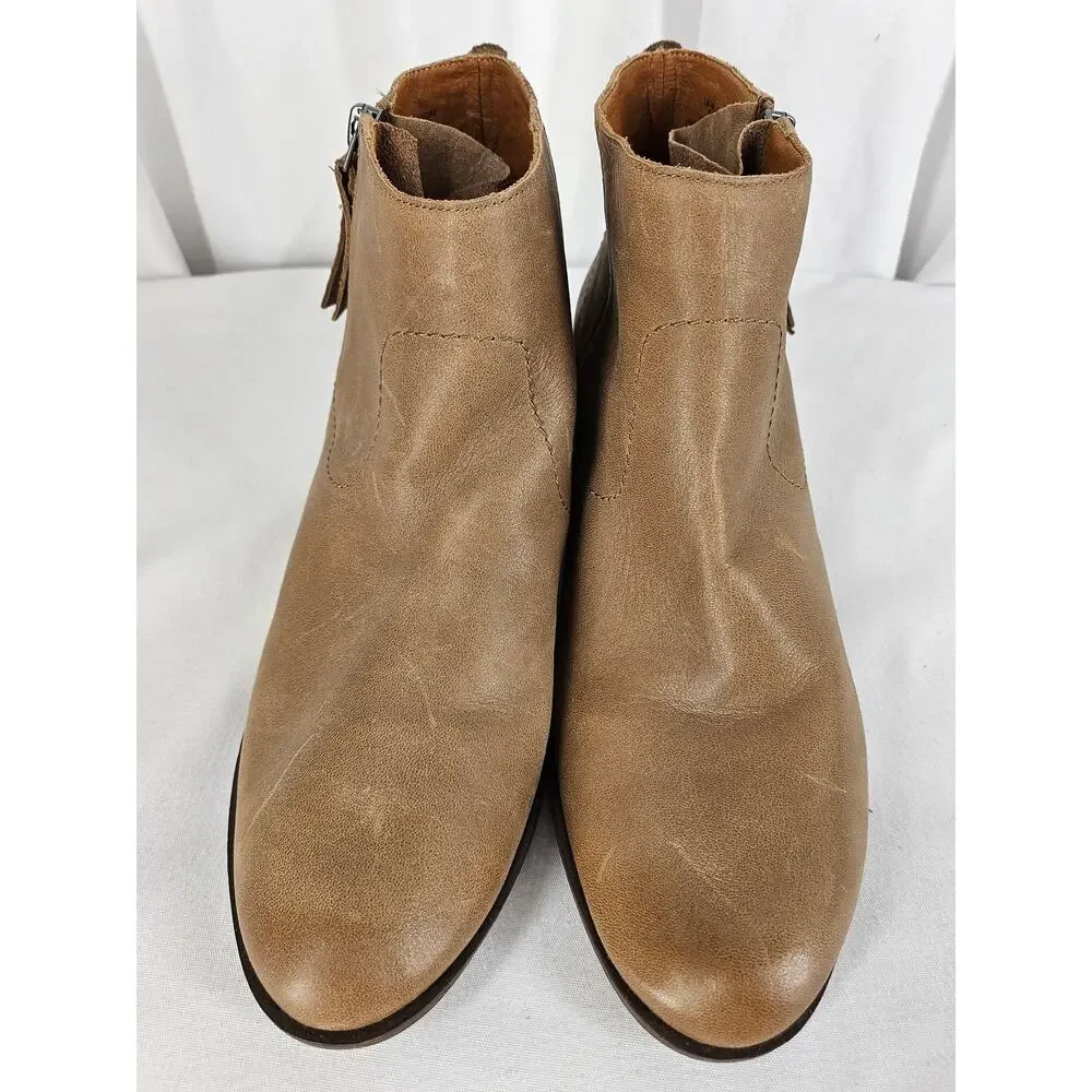 LUCKY BRAND BLANDRE TAN LEATHER BOOTIES – WOMEN’S SIZE 9M – SIDE ZIP – LOW HEEL
